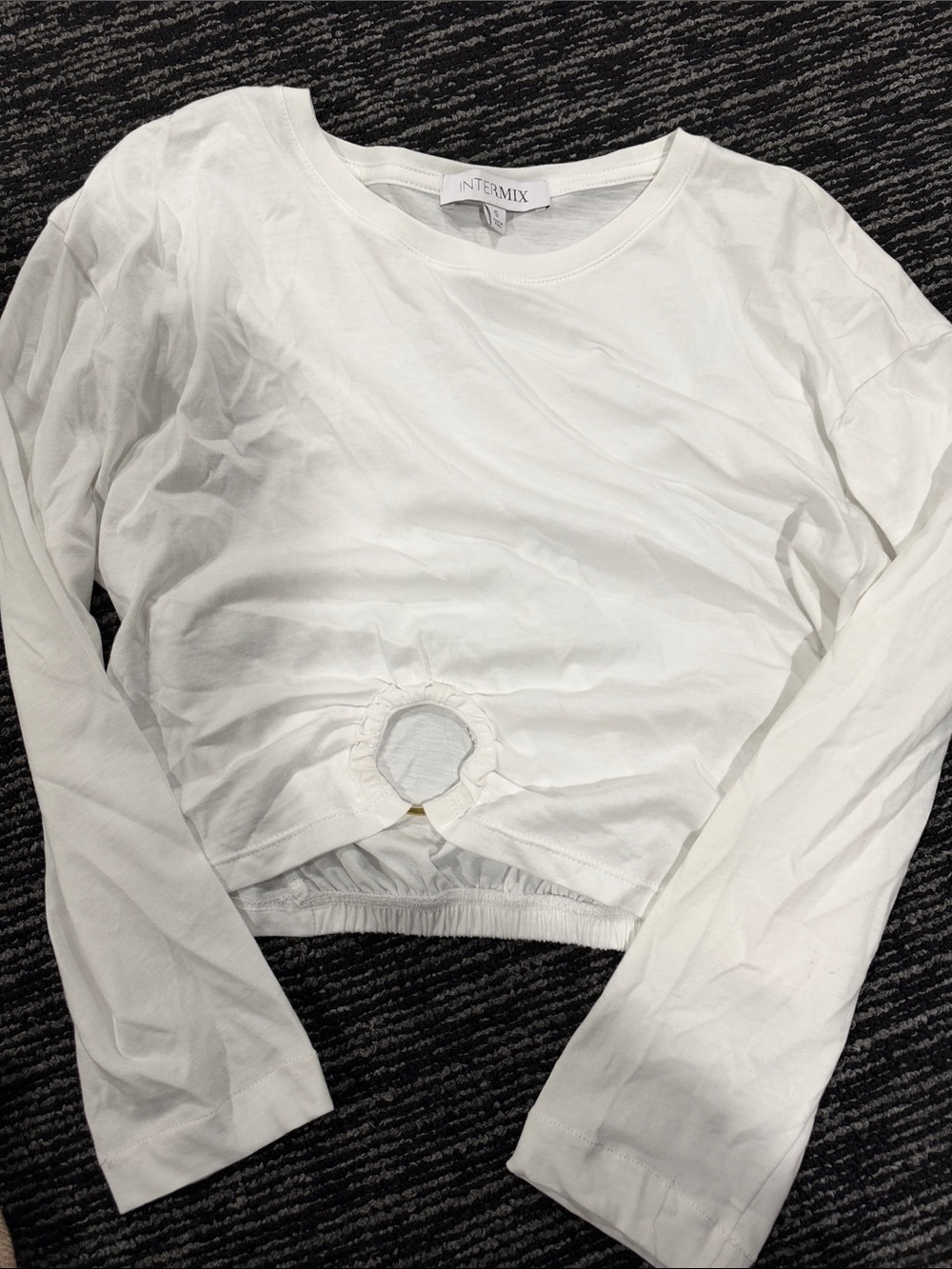 INTERMIX White Long-Sleeve Cropped Top with Front Ring